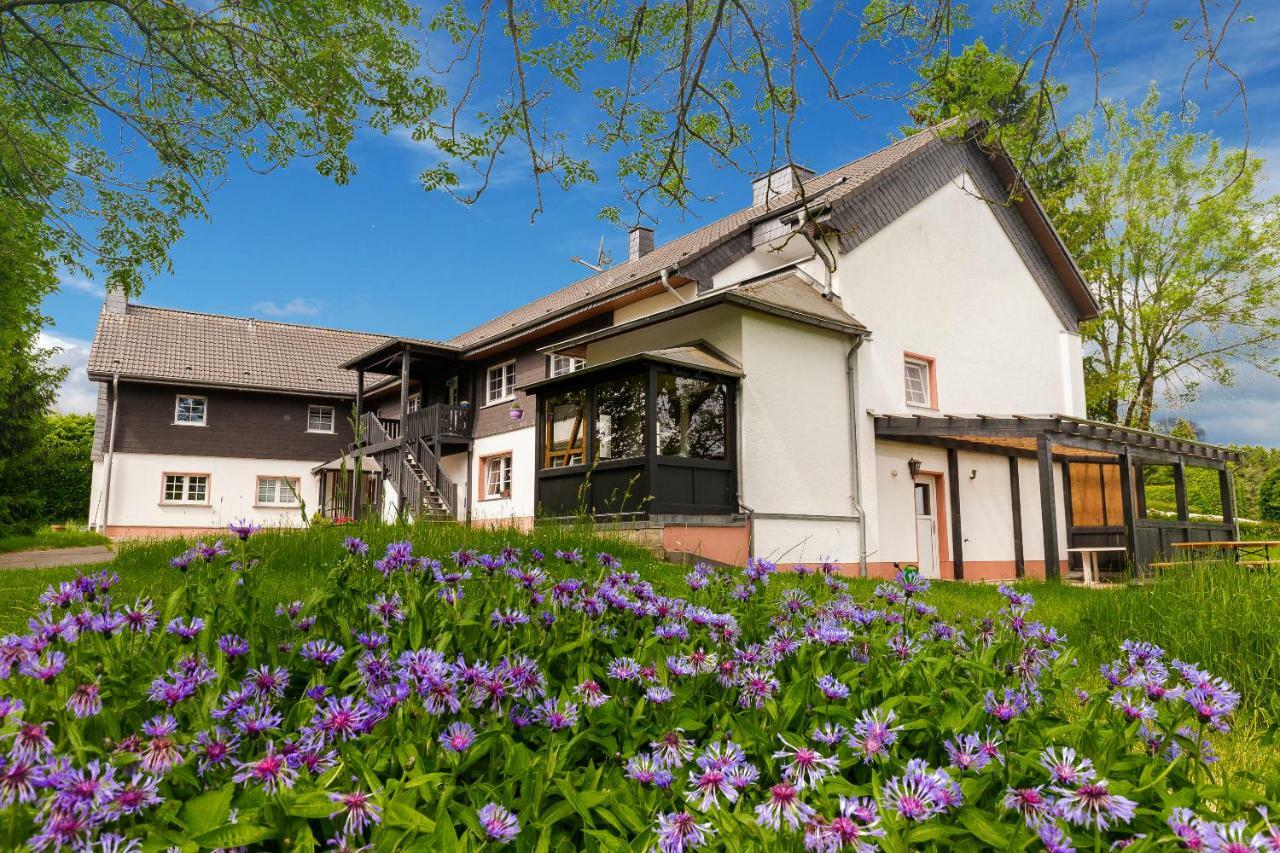 Апартаменти Landhaus Schnorrenberg, Wellness & Nature Гелленталь Екстер'єр фото